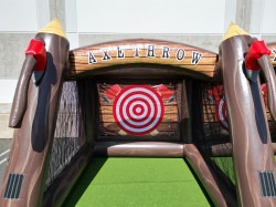 Dual Lane Lumberjack Axe Throw