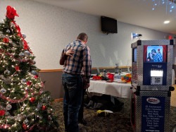 Photo20 20Couple 1776045839 1 Photobooth with prints