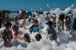 Foam Premium Two Cannon 101-150 people